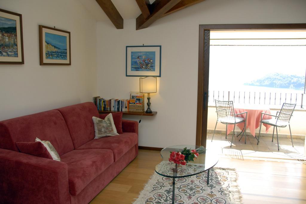 Alveluu Ristorante E Suites Tremezzo Szoba fotó